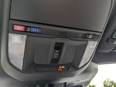 Certified 2026 Subaru Forester Touring AWD/4WD image 33