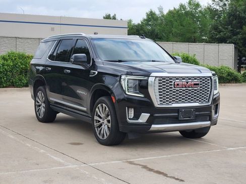 Used 2021 GMC Yukon Denali image 3