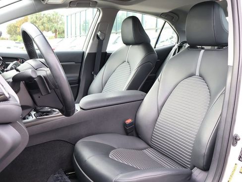 Used 2023 Toyota Camry SE image 26