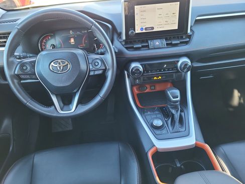 Used 2024 Toyota RAV4 Adventure image 9