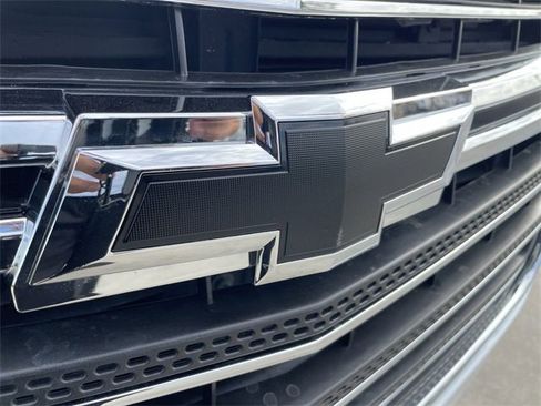 Used 2019 Chevrolet Traverse LT w/ LPO, Blackout Package image 30