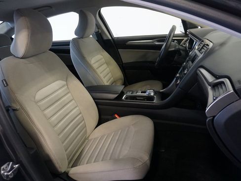 Used 2017 Ford Fusion S image 21