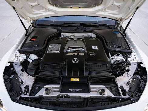 Used 2019 Mercedes-Benz AMG GT 63 S w/ Driver Assistance Package image 24