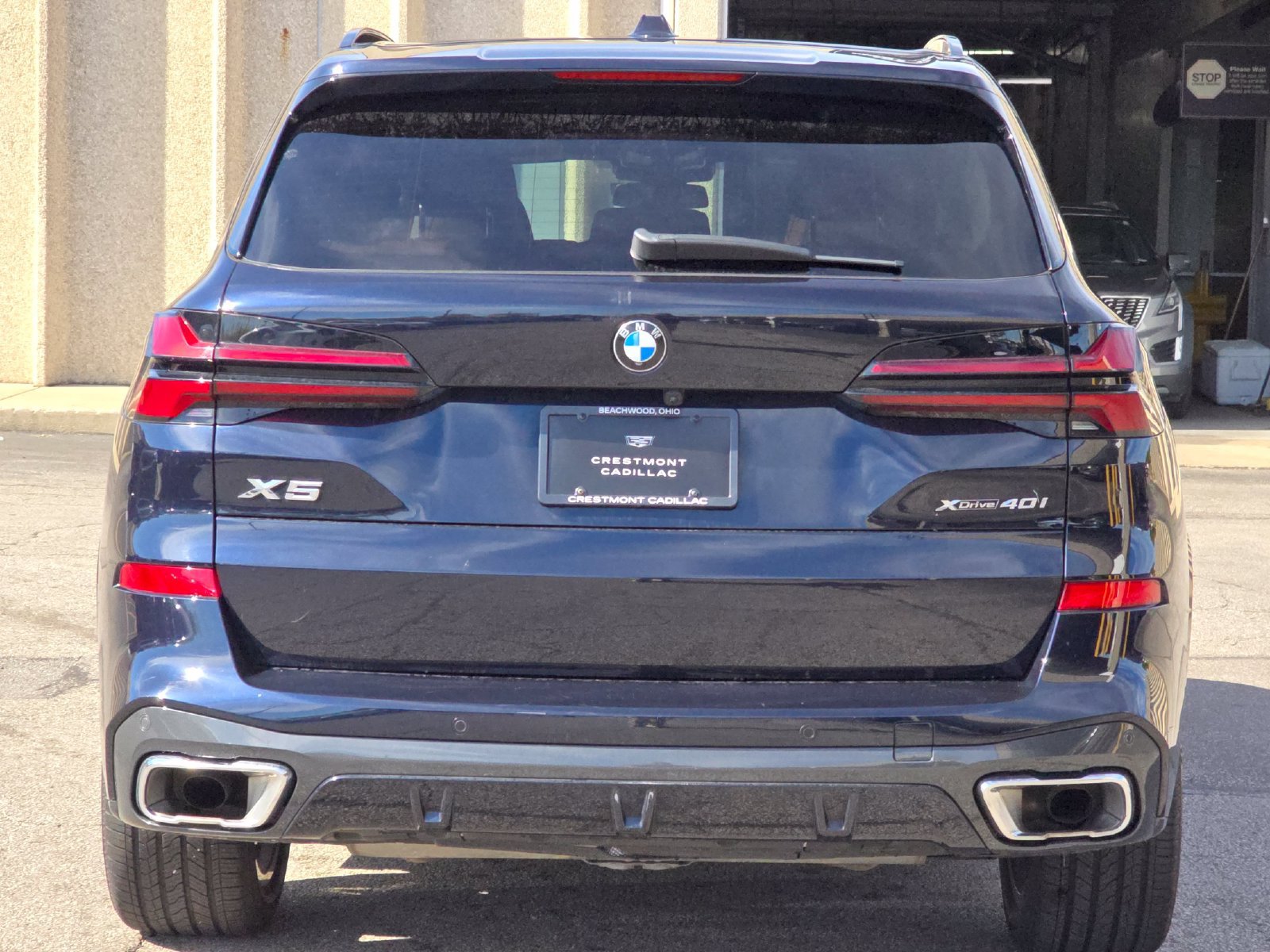 Used 2024 BMW X5 xDrive40i w/ M Sport Package AWD/4WD image 19