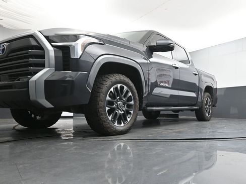 Used 2024 Toyota Tundra Limited AWD/4WD image 37