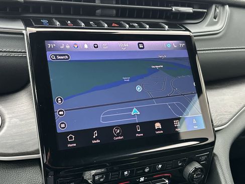 Used 2024 Jeep Grand Cherokee Limited 4xe w/ Luxury Tech Group II image 20