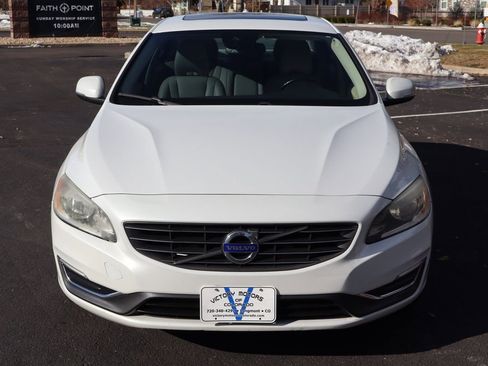 Used 2015 Volvo S60 T5 Premier image 12