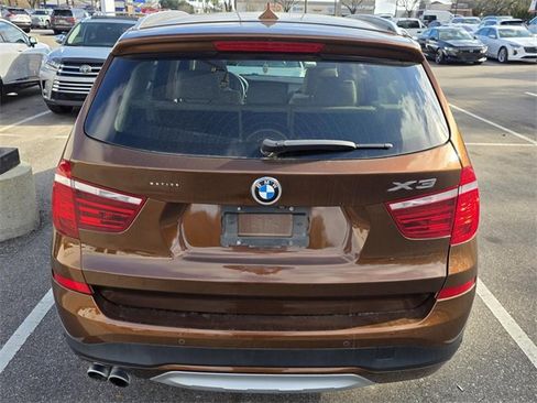 Used 2017 BMW X3 xDrive28i image 3