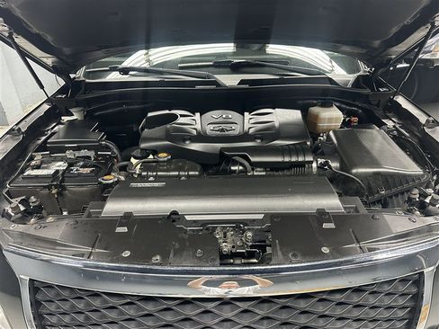 Used 2016 INFINITI QX80 4WD w/ Deluxe Technology Package image 22