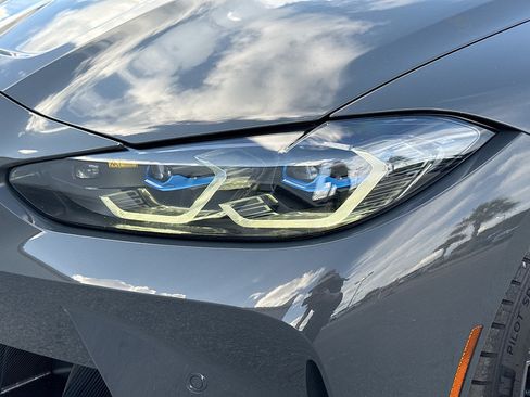Used 2023 BMW M3 w/ M Carbon Exterior Package RWD image 9