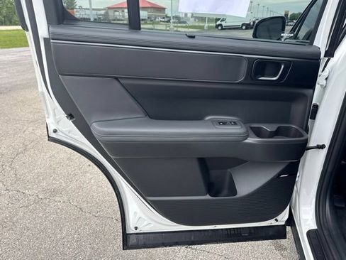 Used 2025 Hyundai Santa Fe Calligraphy AWD/4WD image 12