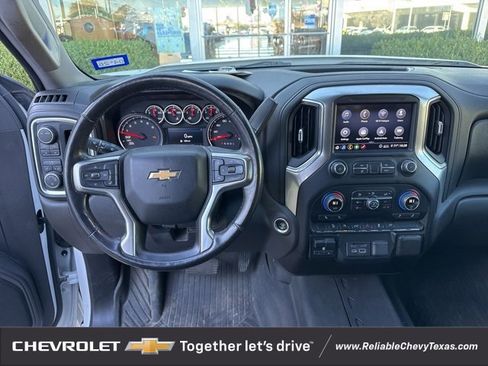 Used 2020 Chevrolet Silverado 1500 LT w/ Texas Edition image 14