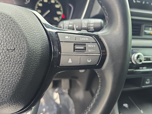 Used 2024 Honda Pilot EX-L image 19