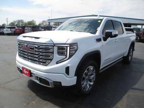 Used 2023 GMC Sierra 1500 Denali w/ Denali Reserve Package image 11