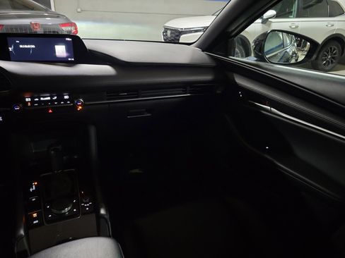 Used 2024 MAZDA MAZDA3 s image 11