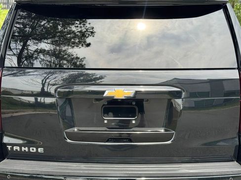 Used 2019 Chevrolet Tahoe LT AWD/4WD image 11