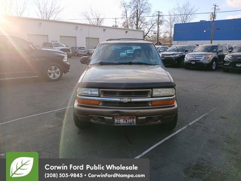 Used 2003 Chevrolet Blazer LS w/ Preferred Equipment Group image 3