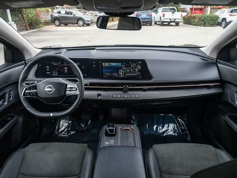 Used 2024 Nissan Ariya FWD image 14