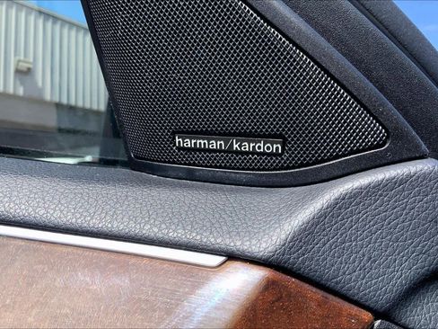 Used 2014 Mercedes-Benz E 350 4MATIC Sedan image 33