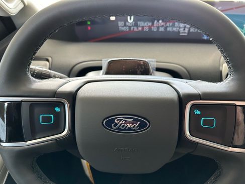 New 2025 Ford Expedition Active image 35