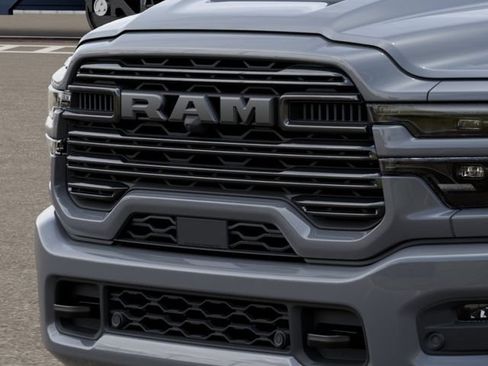 New 2026 RAM 2500 Laramie AWD/4WD image 12