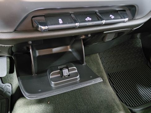 Used 2018 GMC Sierra 1500 SLE image 36