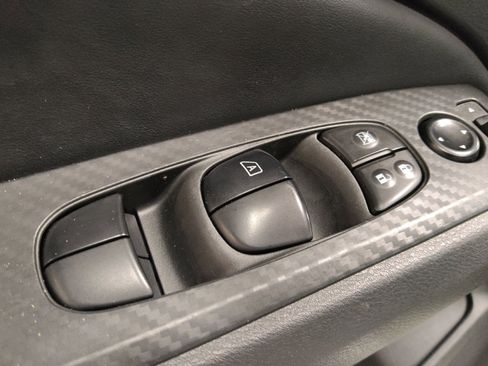 Used 2025 Nissan Altima 2.5 SV FWD image 27