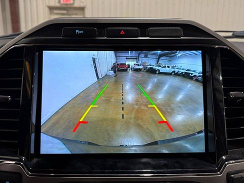 Used 2022 Ford F250 Lariat w/ Lariat Value Package AWD/4WD image 24