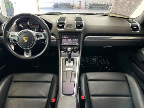 Used 2016 Porsche Cayman RWD image 16