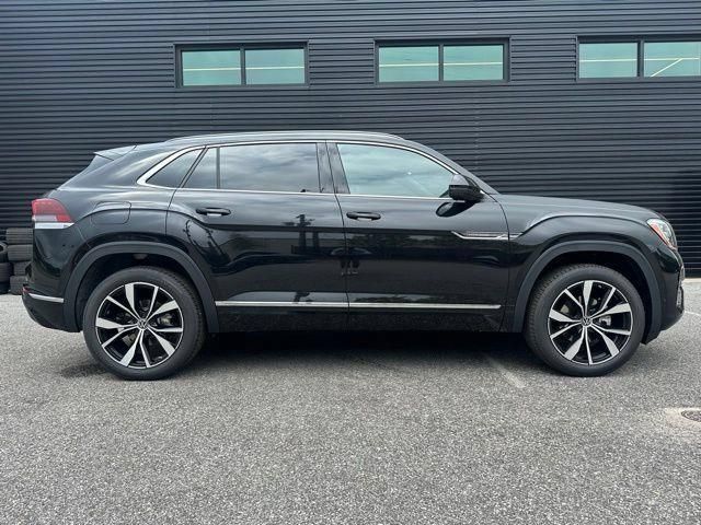 New 2025 Volkswagen Atlas Cross Sport SEL Premium R-Line AWD/4WD image 8