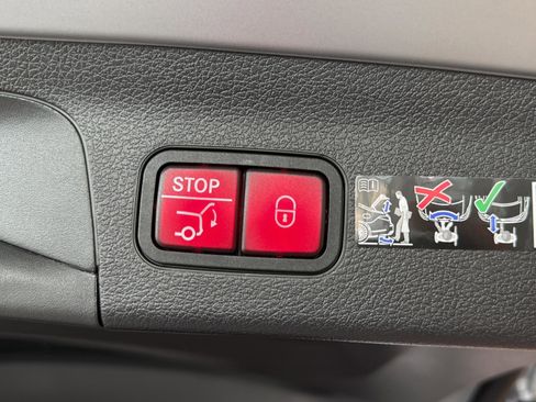 New 2026 Mercedes-Benz GLS 63 AMG 4MATIC image 44