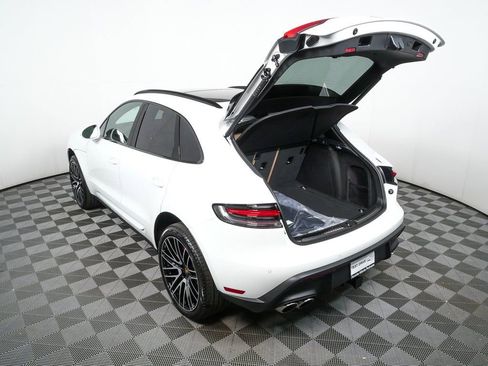 New 2026 Porsche Macan S image 34