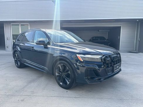 Certified 2026 Audi Q7 3.0T Premium Plus w/ Premium Plus Package AWD/4WD image 3