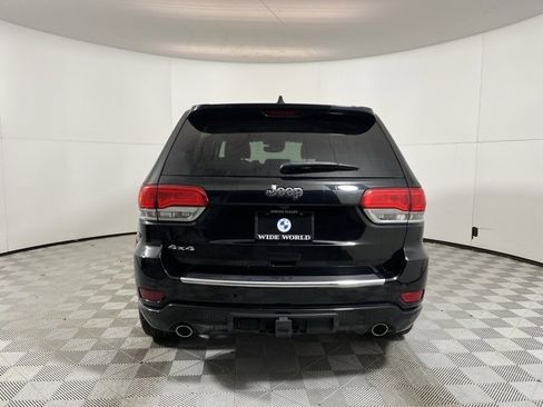 Used 2017 Jeep Grand Cherokee Overland w/ Jeep Active Safety Group image 6