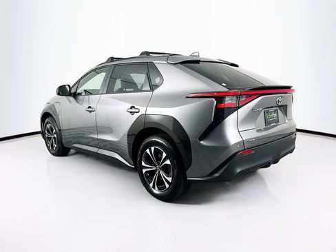 Used 2024 Toyota bZ4X XLE w/ Weather Package image 5