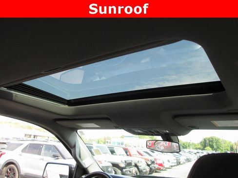 Used 2020 Chevrolet Silverado 1500 LT Trail Boss image 15