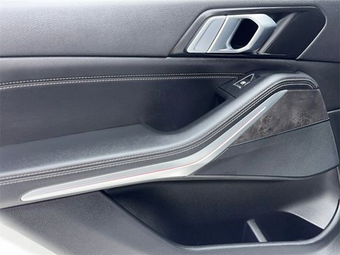 Used 2022 BMW X5 sDrive40i w/ Premium Package image 47