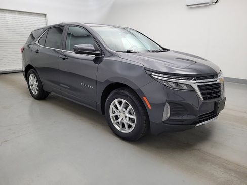 Used 2023 Chevrolet Equinox LT FWD image 11