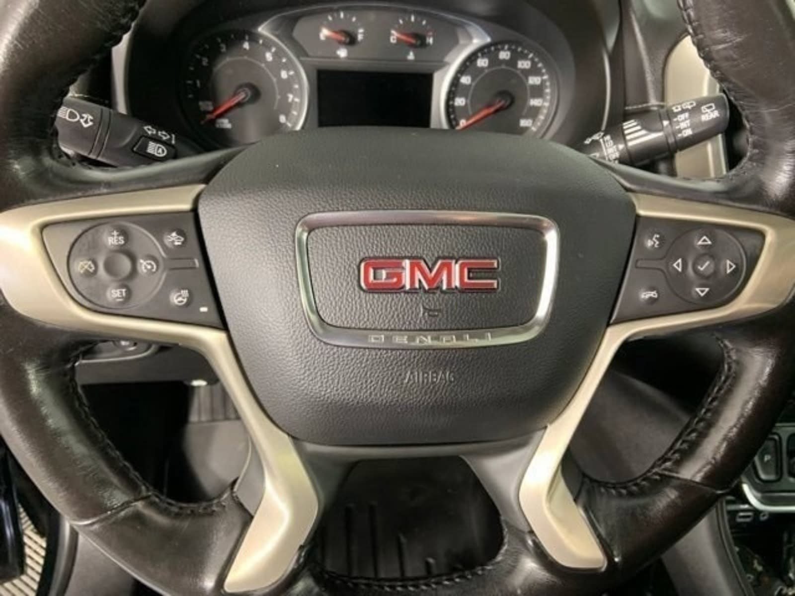 Used 2018 GMC Terrain Denali w/ Advanced Safety Package AWD/4WD image 34
