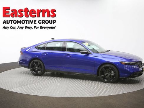 Used 2025 Honda Accord Sport image 48