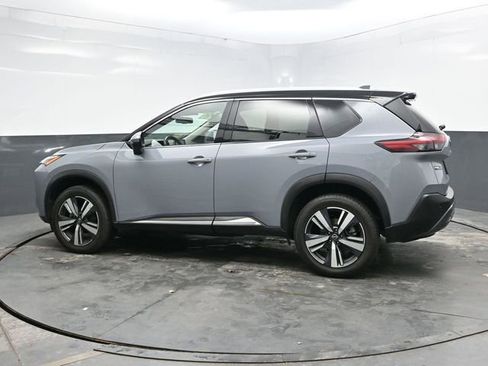 Used 2023 Nissan Rogue SL image 4