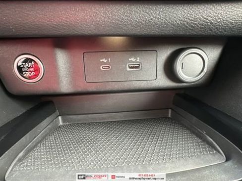 Used 2021 Nissan Rogue SV image 20