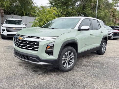 New 2026 Chevrolet Equinox LT w/ Convenience Package II FWD image 4