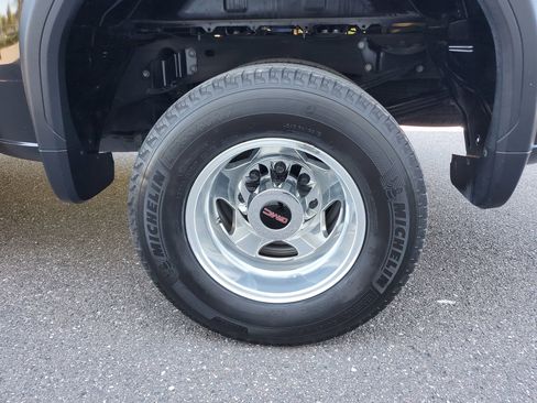 Used 2020 GMC Sierra 3500 Denali w/ Denali Ultimate Package image 78