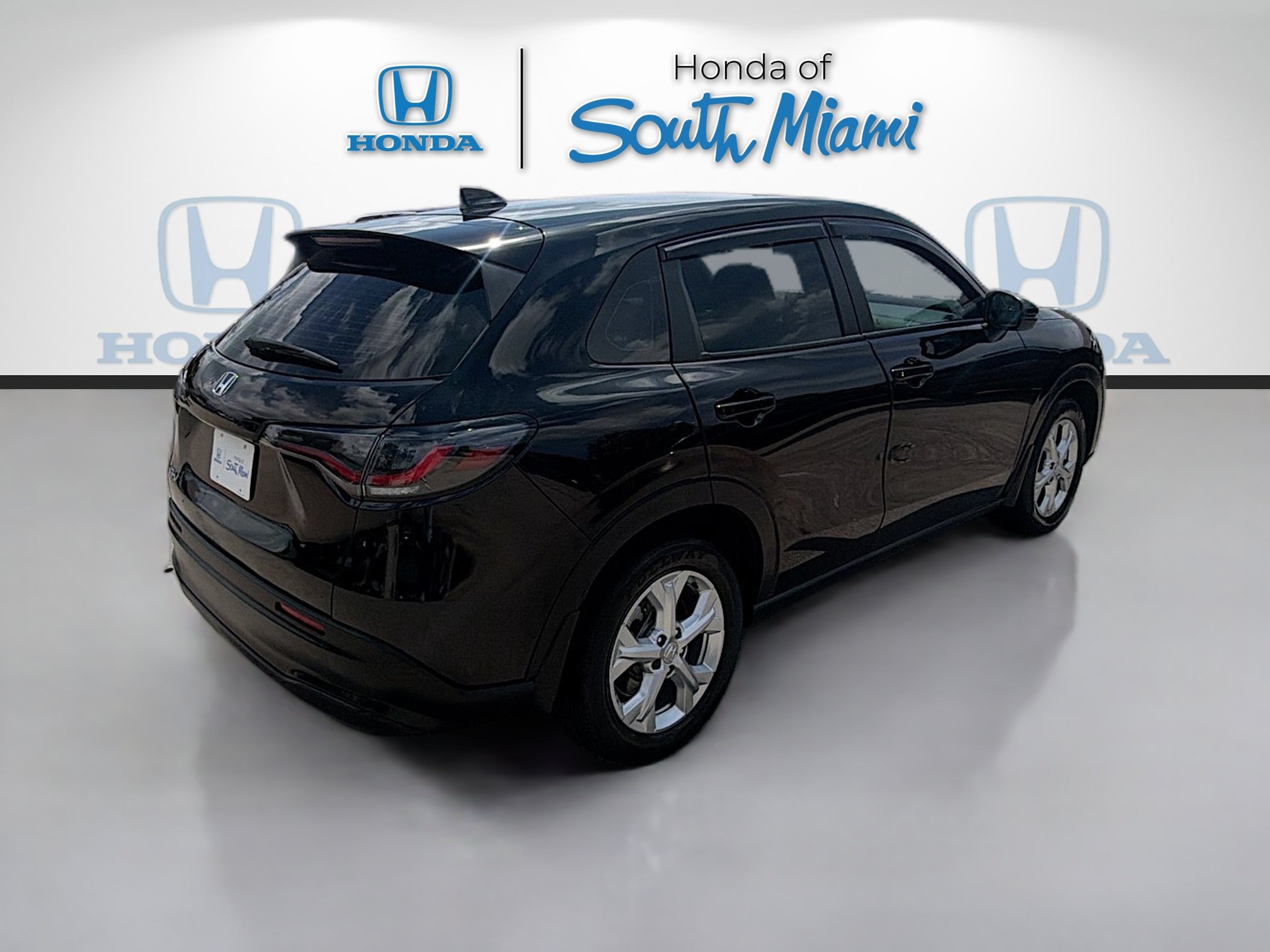 Used 2024 Honda HR-V LX image 7