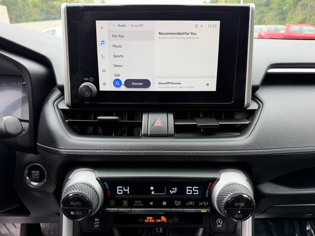 Certified 2025 Toyota RAV4 XLE AWD/4WD image 28