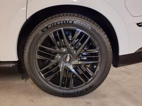New 2025 Cadillac Escalade IQ Sport 2 w/ LPO, ONYX Package AWD/4WD image 9