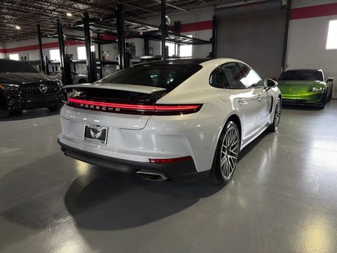 Used 2024 Porsche Panamera image 55