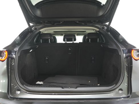 Used 2023 MAZDA CX-30 AWD 2.5 S w/ Premium Package image 18