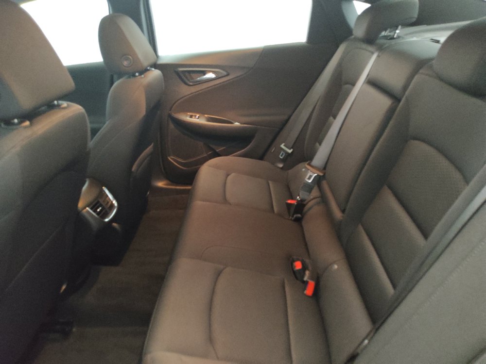 Used 2025 Chevrolet Malibu LT FWD image 18